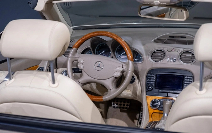 Mercedes-Benz SL cena 129900 przebieg: 111416, rok produkcji 2005 z Dobrzyń nad Wisłą małe 379